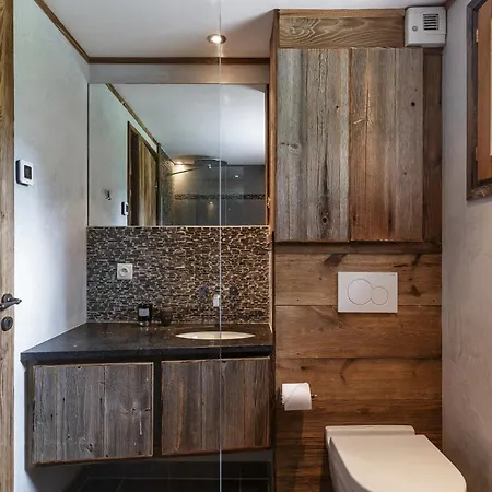 Domek alpejski Whisky - 150m2 Calme Sauna Jacuzzi Chamonix